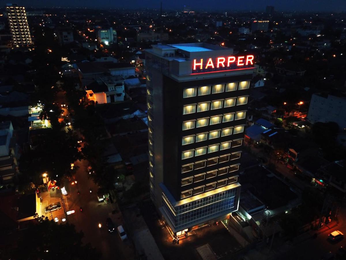 Hôtel Harper Wahid Hasyim Medan By Aston Extérieur photo